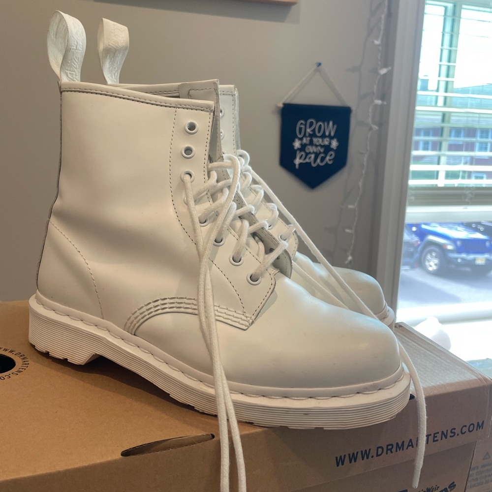 White 1460 doc martens